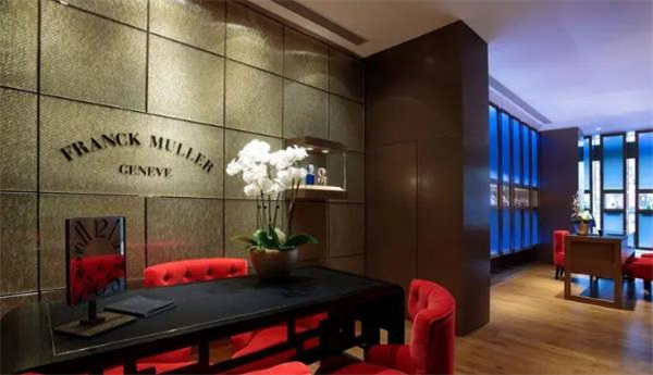 法穆兰手表表带太紧解决方法盘点(图) 法穆兰手表表带太紧解决方法盘点(图)