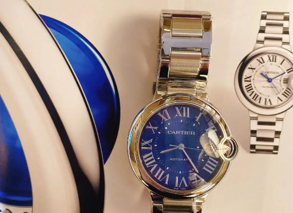 卡地亚表带掉色如何处理