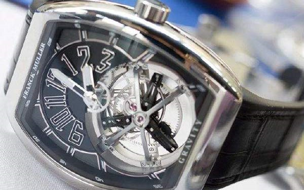 法穆兰发条坏了处理方法详解（手表维修的实用技巧与注意事项）