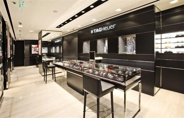 紧急攻略！泰格豪雅名表遭遇尴尬：表针意外折断，该如何巧妙应对