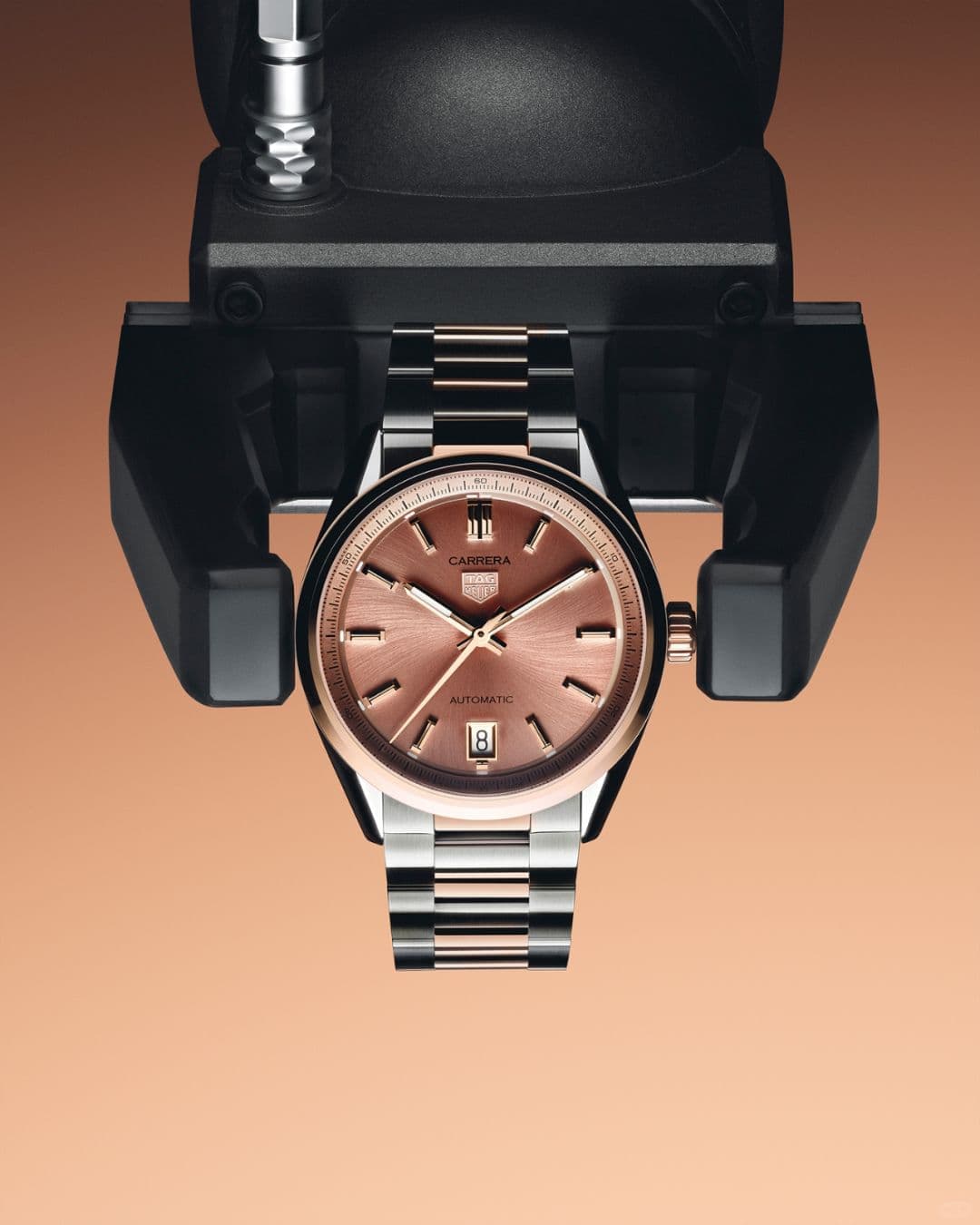 泰格豪雅腕表表盘有划痕解决技巧深度解析（修复方法与保养建议）（图）