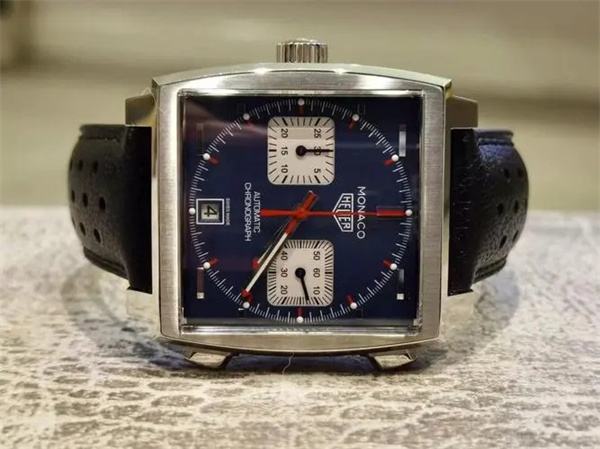 泰格豪雅怎么卸表链（图）